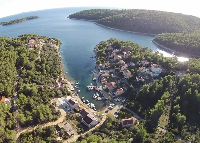 Stone House Darinka Vela Luka