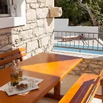 בית נופש Stone House Darinka