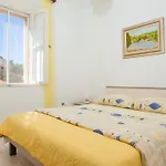 Stone House Darinka וולה לוקה