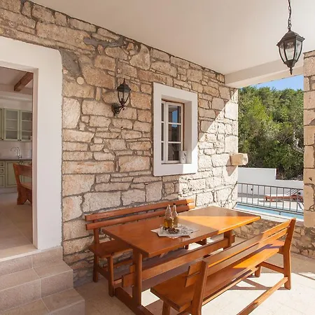 Casa de Férias Stone House Darinka *