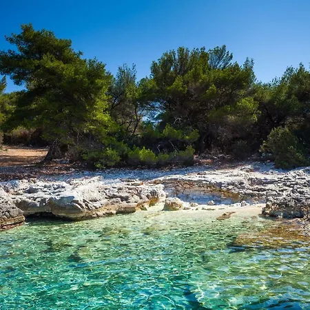 Semesterbostad Stone House Darinka *